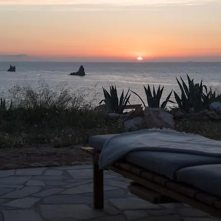 Meltemi Seaside Apartment