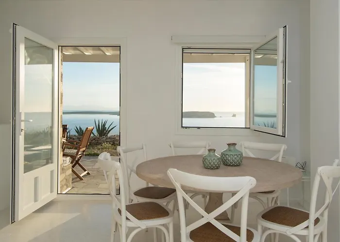 Meltemi Seaside Apartment